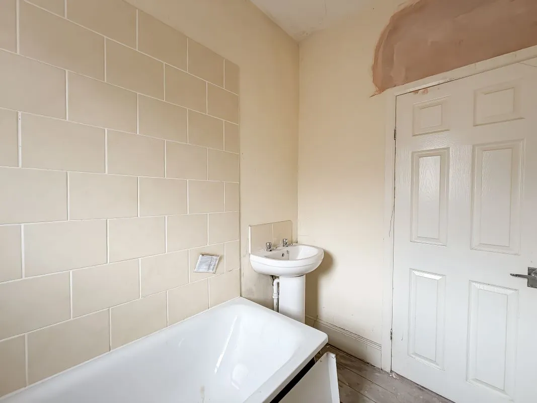 Horden, Peterlee, County Durham, SR8 4LZ - Online Auctions