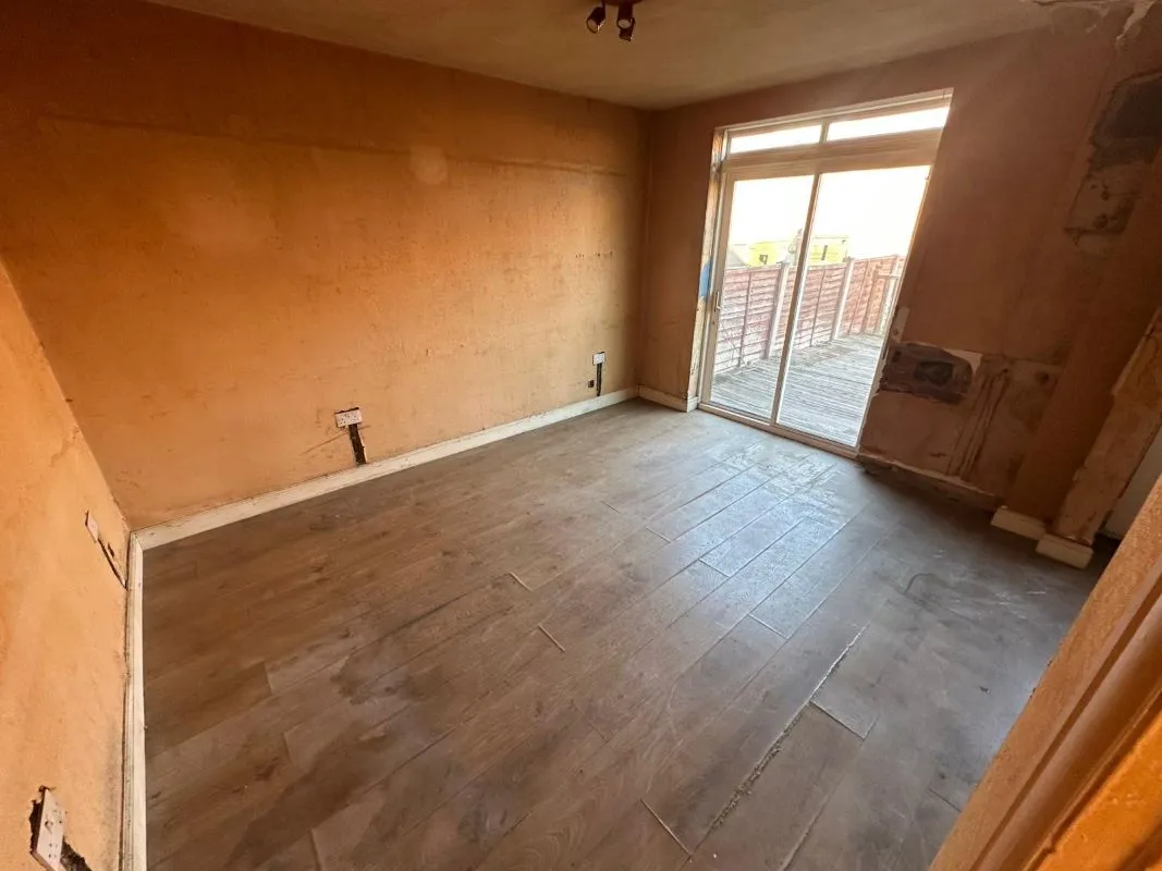 Doncaster, South Yorkshire, DN4 8AN - Online Auctions