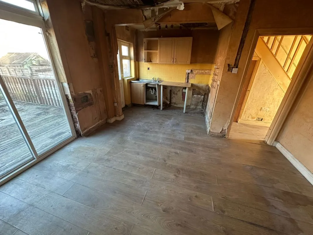 Doncaster, South Yorkshire, DN4 8AN - Online Auctions