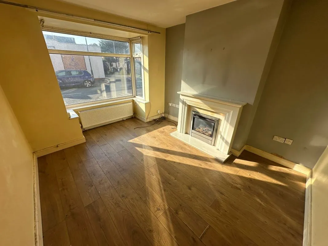 Doncaster, South Yorkshire, DN4 8AN - Online Auctions