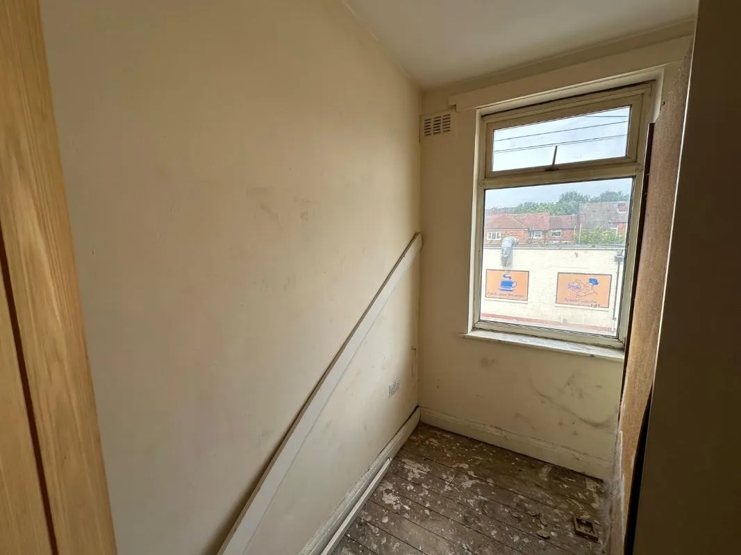Doncaster, South Yorkshire, DN4 8AN - Online Auctions
