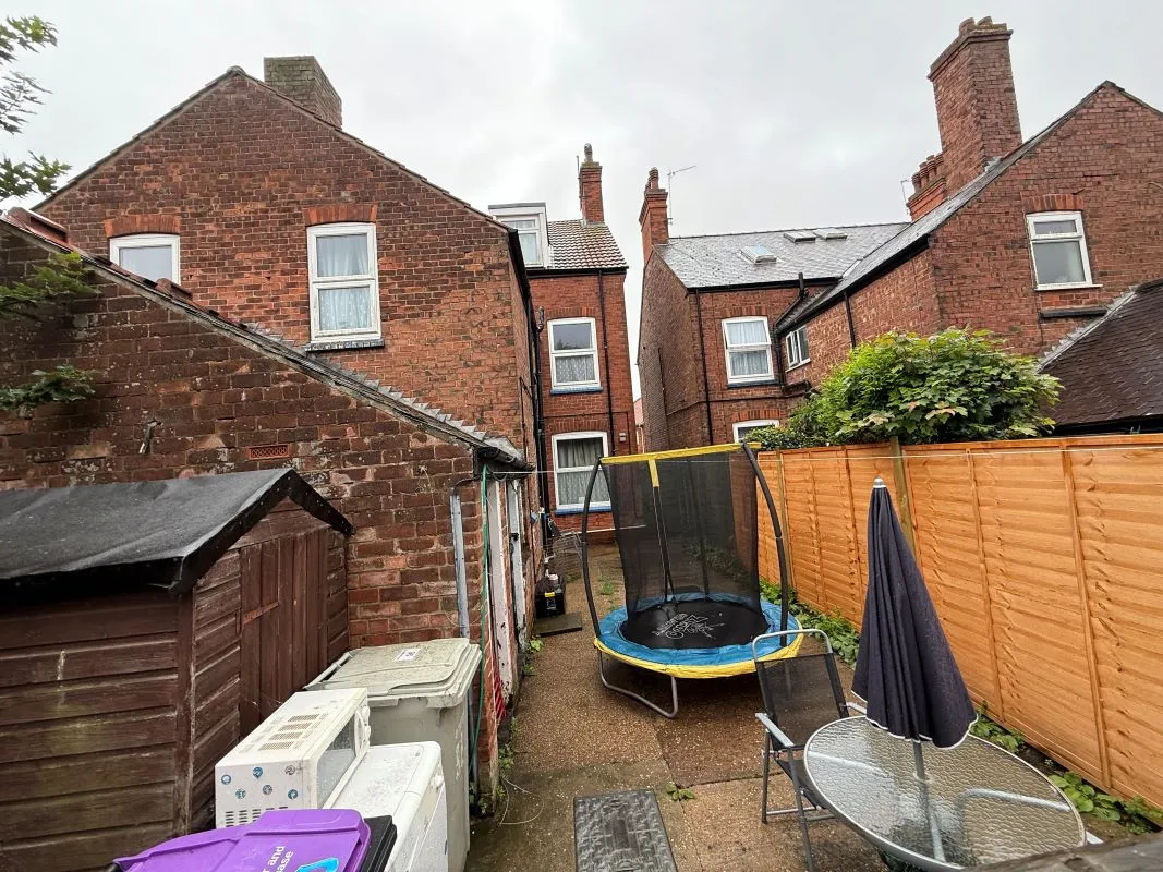 Skegness, Lincolnshire, PE25 3RQ - Online Auctions