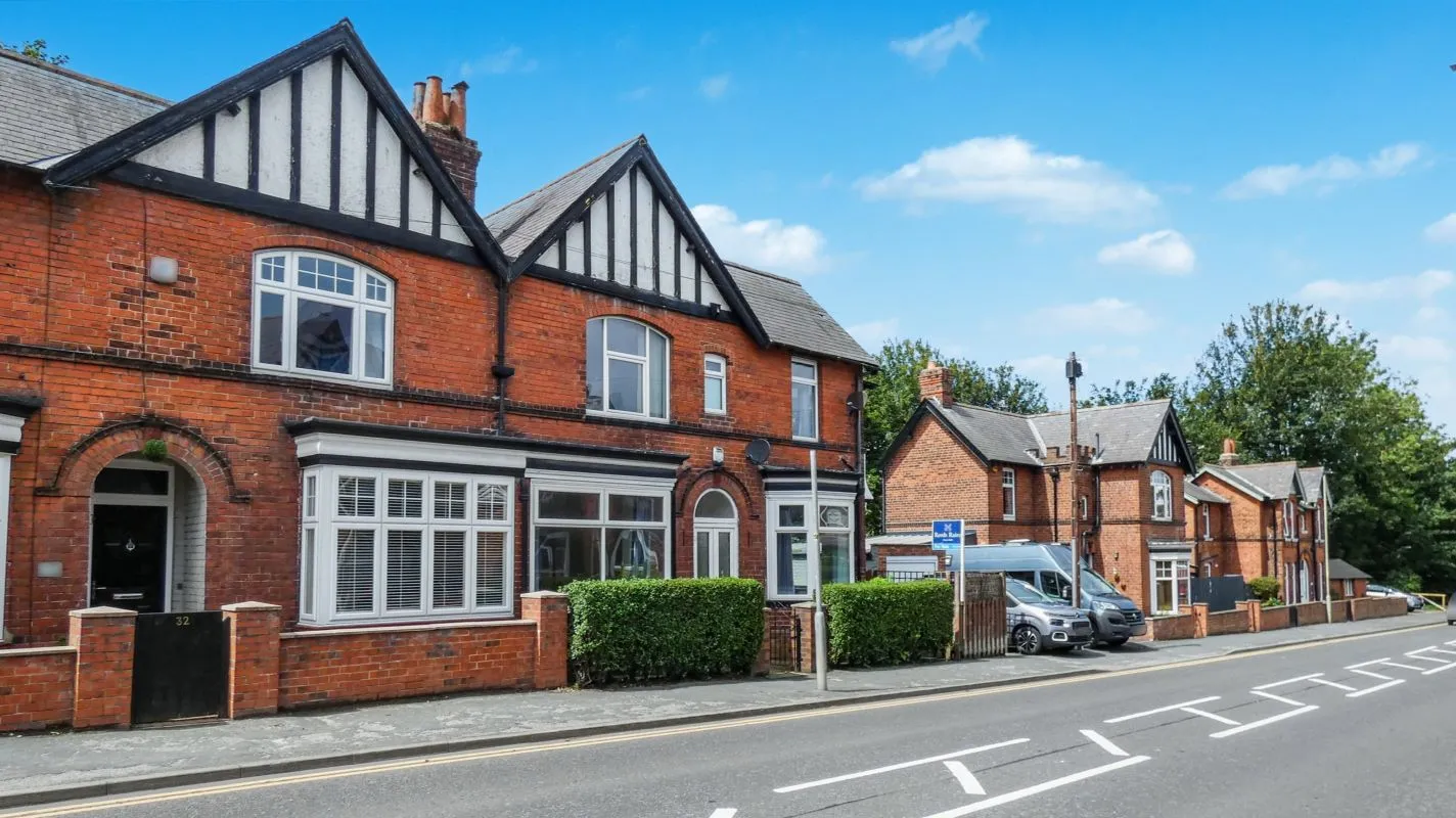 Scarborough, North Yorkshire, YO12 7RT - Online Auctions