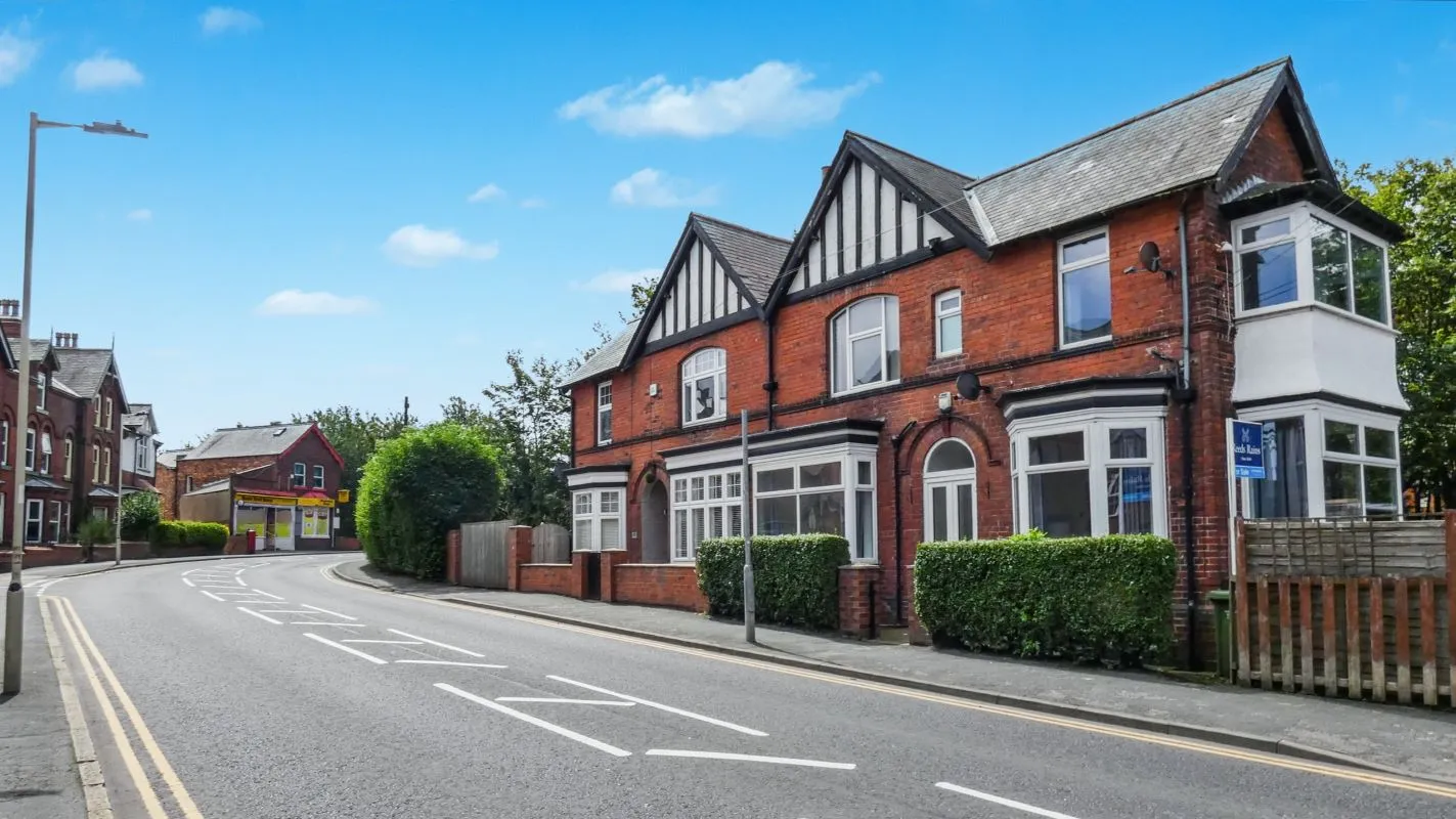 Scarborough, North Yorkshire, YO12 7RT - Online Auctions