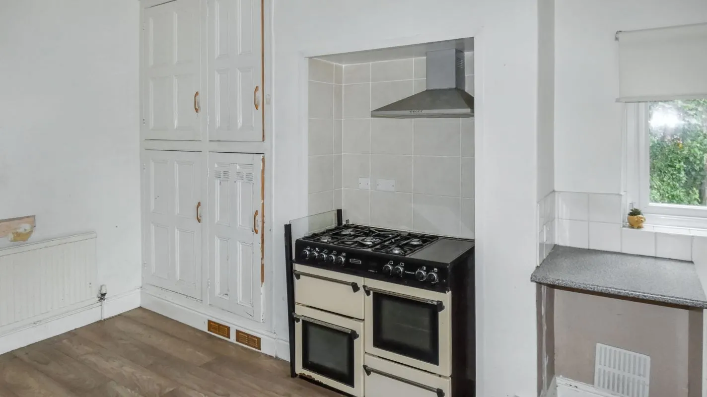 Scarborough, North Yorkshire, YO12 7RT - Online Auctions