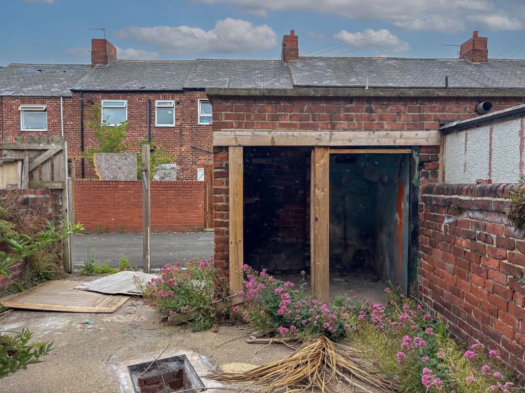 Horden, Peterlee, County Durham, SR8 4NE - Online Auctions