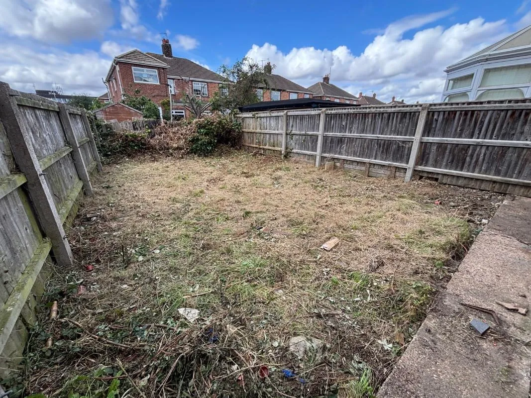 Grimsby, South Humberside, DN32 8ET - Online Auctions