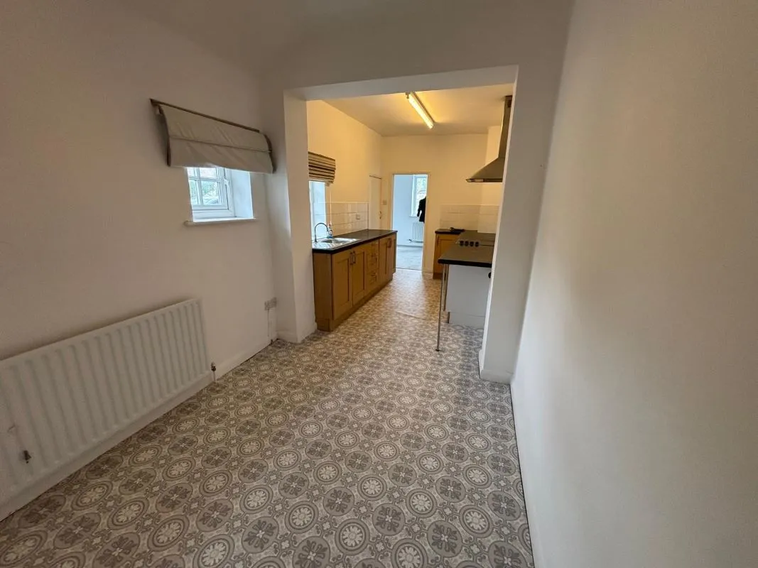 Welton, Lincoln, Lincolnshire, LN2 3JG - Online Auctions