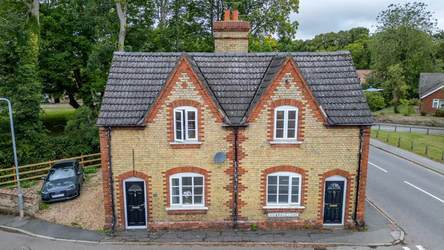 Welton, Lincoln, Lincolnshire, LN2 3JG - Online Auctions