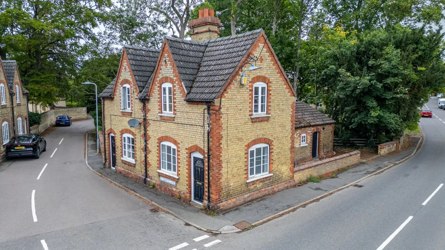 Welton, Lincoln, Lincolnshire, LN2 3JG - Online Auctions