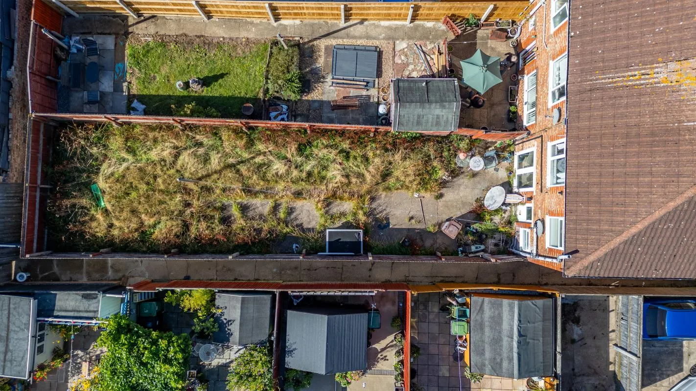 Cleethorpes, South Humberside, DN35 8PL - Online Auctions