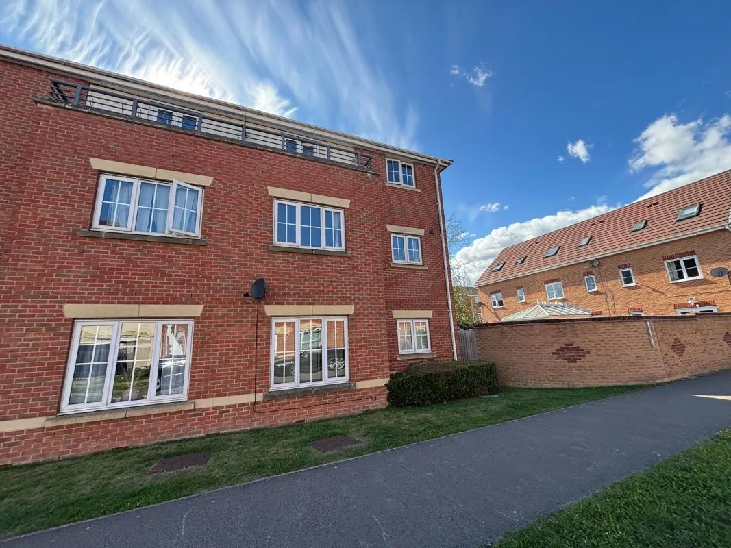 Armthorpe, Doncaster, South Yorkshire, DN3 2FE - Online Auctions