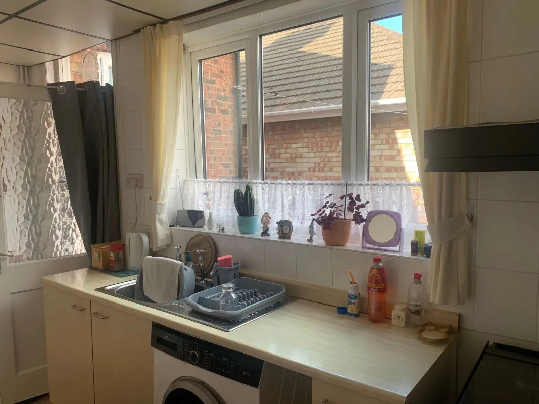 Skegness, Lincolnshire, PE25 3RQ - Online Auctions