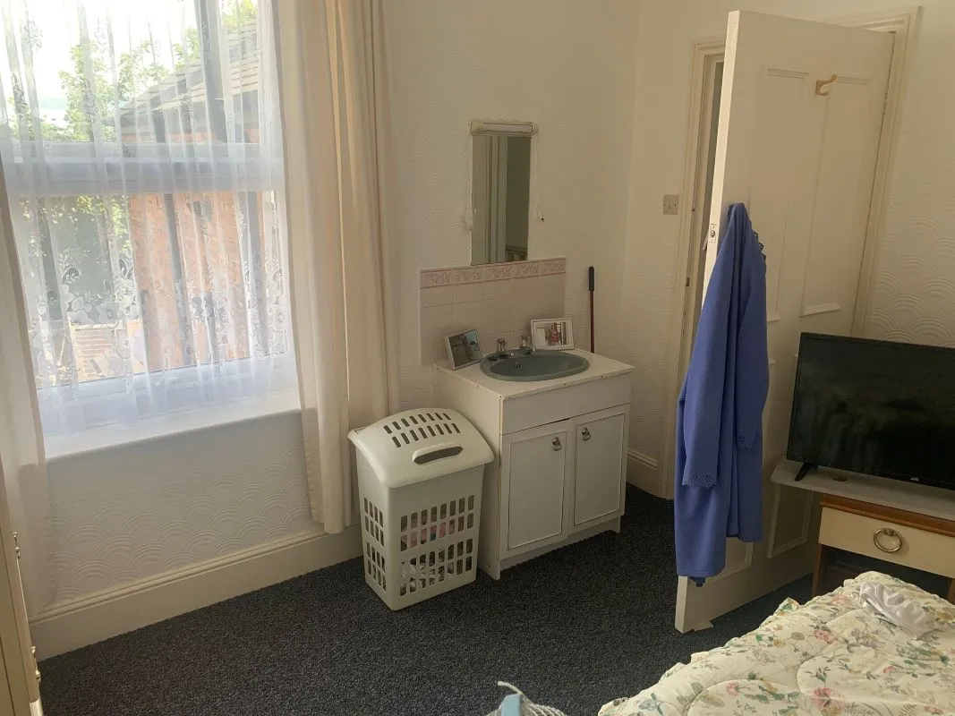 Skegness, Lincolnshire, PE25 3RQ - Online Auctions