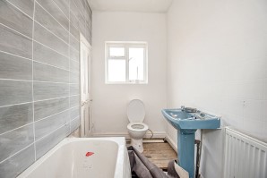 Property for Auction in London