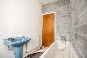Property for Auction in London