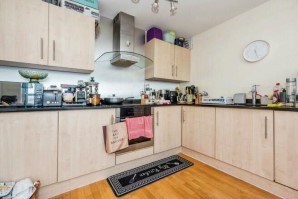 Property for Auction in London