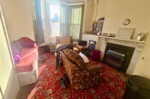 Property for Auction in London