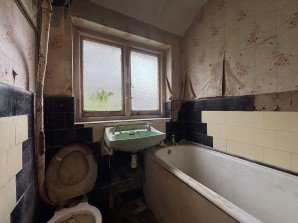 Property for Auction in London