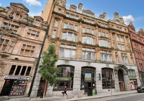 Property for Auction in London