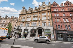 Property for Auction in London