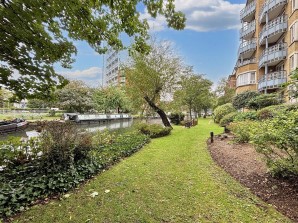Property for Auction in London