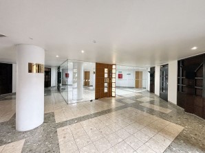Property for Auction in London