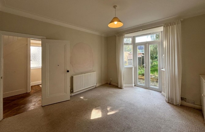 Property for Auction in London - 30 Craddocks Avenue, Ashtead, Surrey