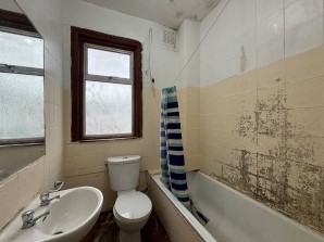 Property for Auction in London