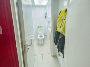 Property for Auction in London