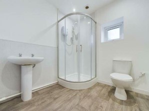Property for Auction in London