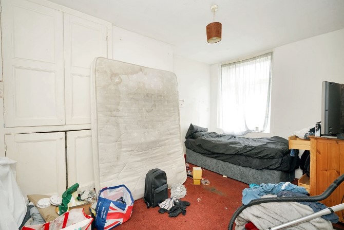 Property for Auction in London - 48 Queen Victoria Road, Blackpool, Lancashire