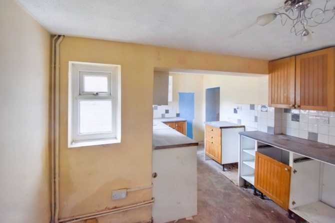 Property for Auction in London - 68 Moor Street, Gloucester, Gloucestershire
