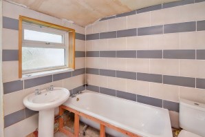 Property for Auction in London - 68 Moor Street, Gloucester, Gloucestershire