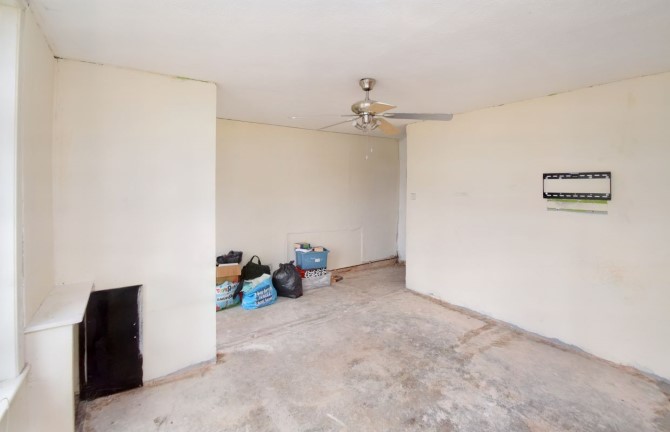 Property for Auction in London - 68 Moor Street, Gloucester, Gloucestershire