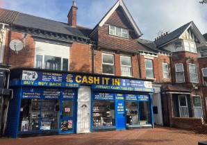 Property for Auction in London