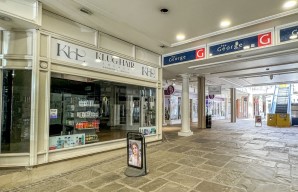 Property for Auction in London