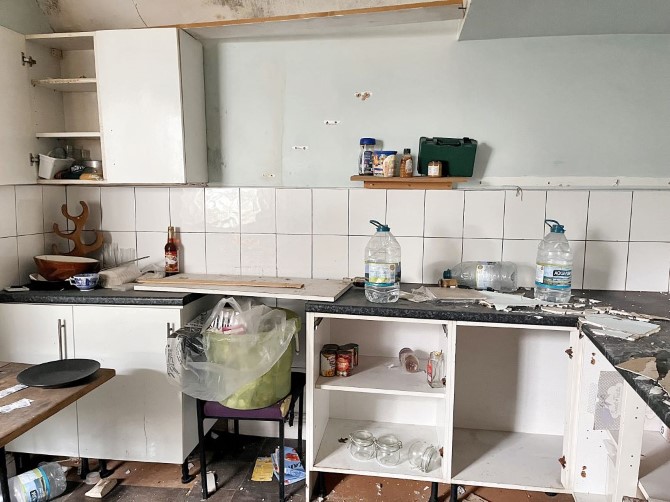 Property for Auction in London - 94 South End, Croydon, Surrey