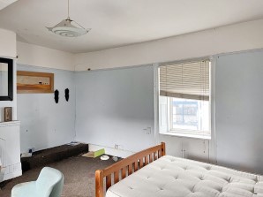 Property for Auction in London - 94 South End, Croydon, Surrey