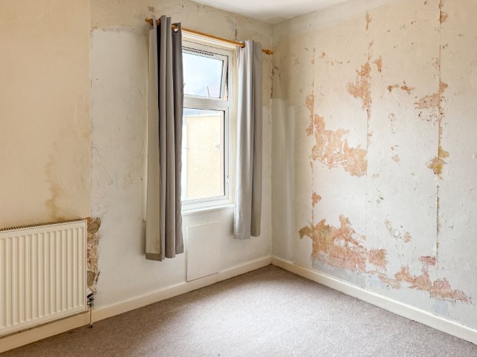 Property for Auction in London - 14 Durham Street, Gosport, Hampshire