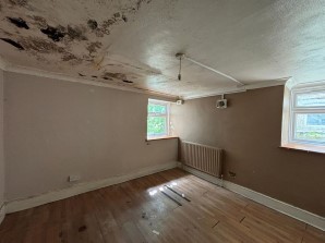 Property for Auction in London