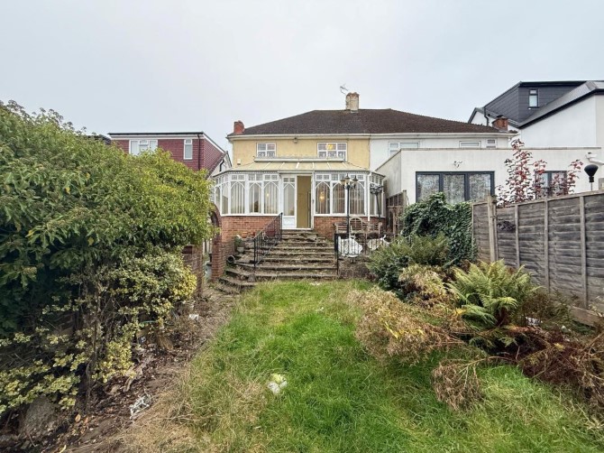 Property for Auction in London - 55 York Road, Northwood, Middlesex