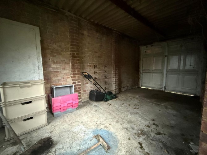 Property for Auction in London - 55 York Road, Northwood, Middlesex