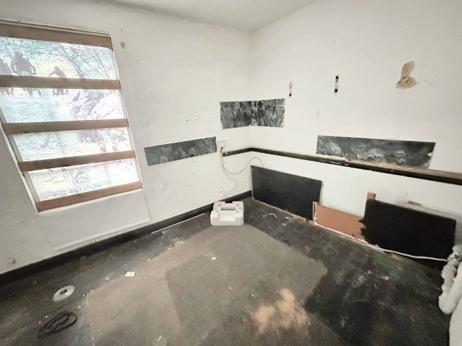 Property for Auction in London - 53 Horse Fair, Rugeley, Staffordshire