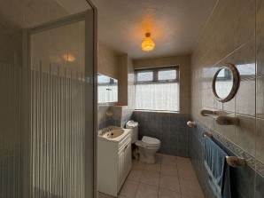 Property for Auction in London - 4 Heronslea, Watford, Hertfordshire