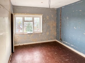 Property for Auction in London - 13 Meyrick Court, Meyrick Avenue, Luton, Bedfordshire