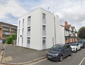 Property for Auction in London - 25A & 25B Clayponds Lane, Brentford, Hounslow