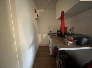 Property for Auction in London - 25A & 25B Clayponds Lane, Brentford, Hounslow