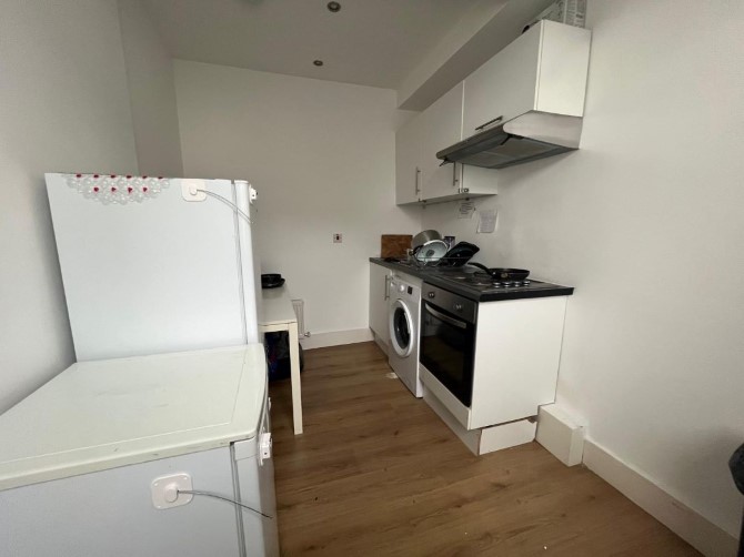 Property for Auction in London - 25A & 25B Clayponds Lane, Brentford, Hounslow