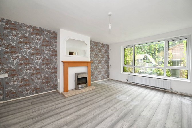 Property for Auction in London - 35 Crisp Road, Henley-on-Thames, Oxfordshire